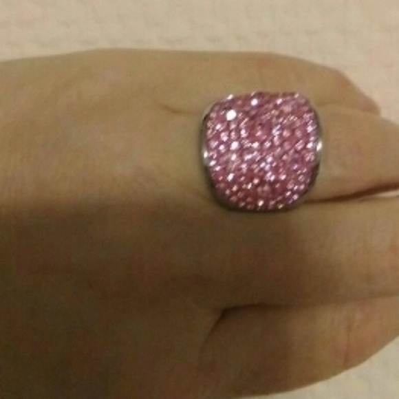 Nwt Australian Pink Crystal Dome Ring🎀 - Picture 2 of 3